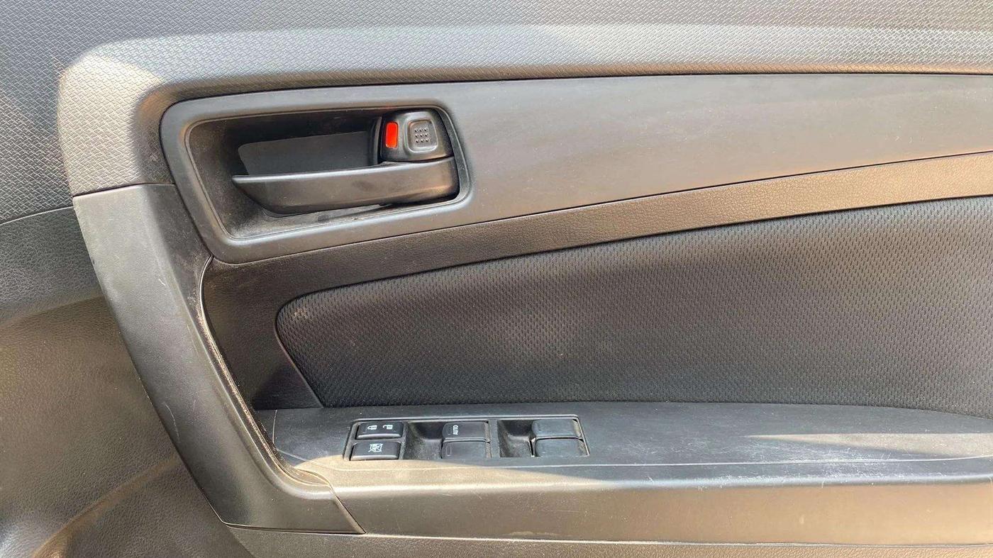 2022 Maruti Vitara Brezza VXI, Petrol, Manual, 40,273 km, Driver Side Door Panels Control