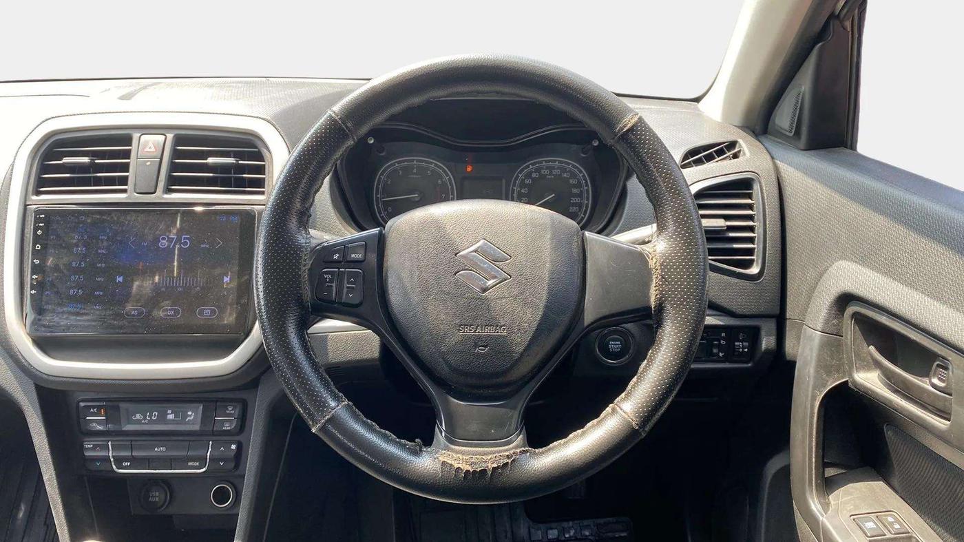 2022 Maruti Vitara Brezza VXI, Petrol, Manual, 40,273 km, Steering Wheel Close Up