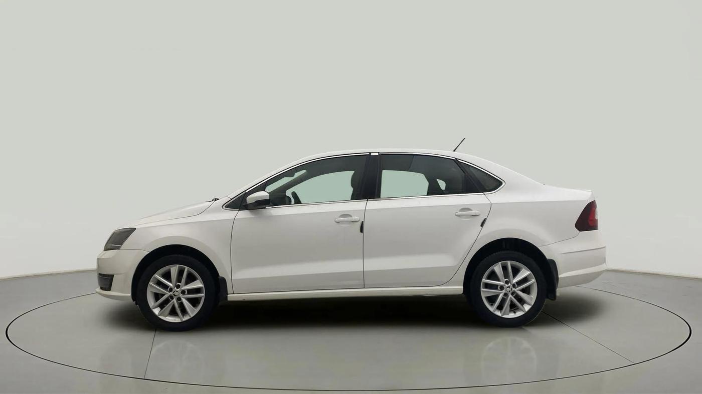 2018 Skoda Rapid STYLE 1.6 MPI, Petrol, Manual, 78,365 km, Left Side