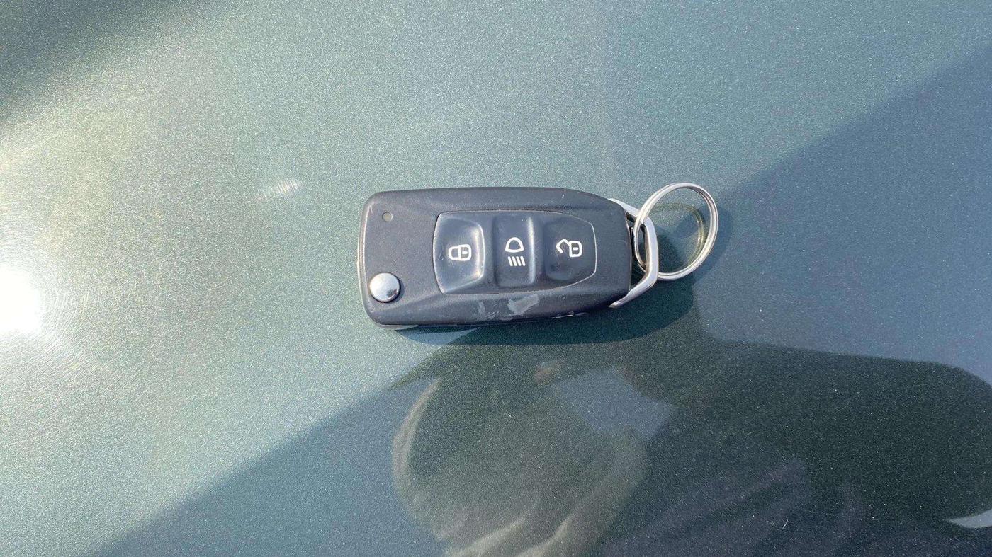 2021 Tata NEXON XZ PETROL, Petrol, Manual, 28,974 km, Key Close Up