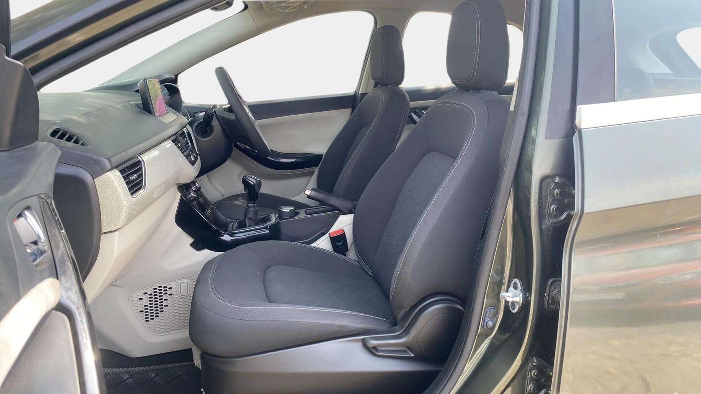 2021 Tata NEXON XZ PETROL, Petrol, Manual, 28,974 km, Right Side Front Door Cabin