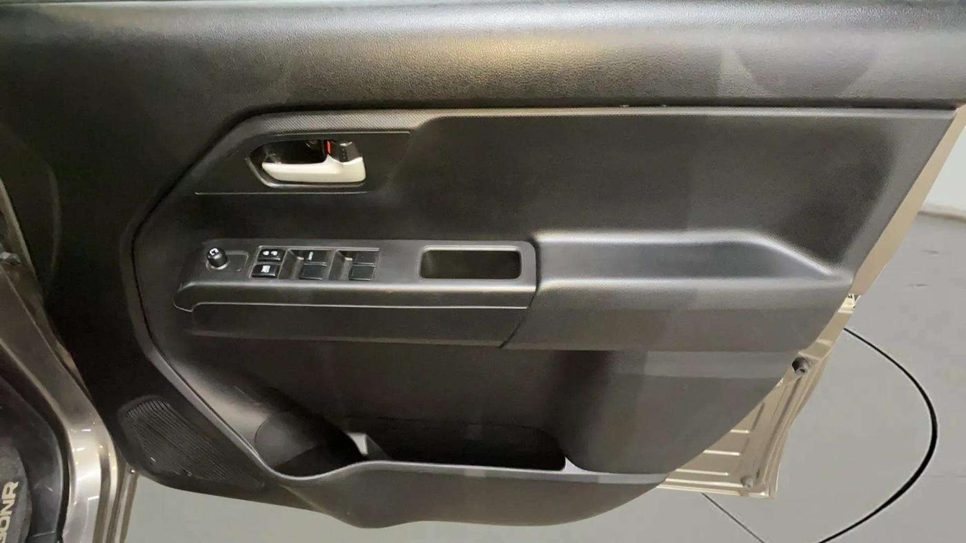 2023 Maruti New Wagon-R ZXI 1.2, Petrol, Manual, 15,428 km, Driver Side Door Panels Control