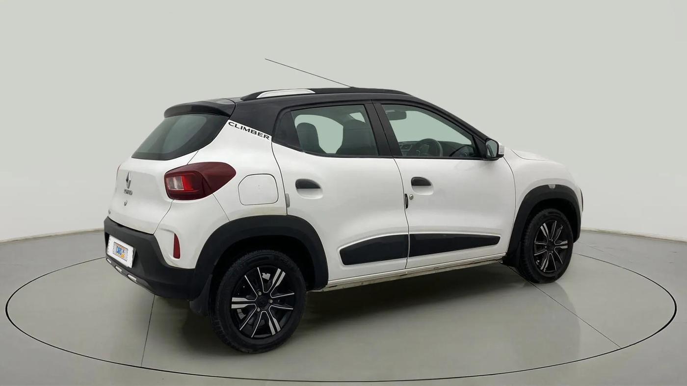 2022 Renault Kwid CLIMBER 1.0 AMT (O) DUAL TONE, Petrol, Automatic, 18,394 km, Right Back Diagonal