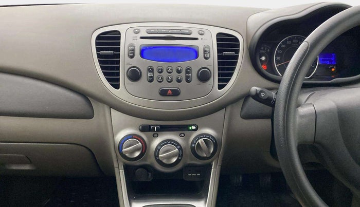 2015 Hyundai i10 SPORTZ 1.1, Petrol, Manual, 54,446 km, Air Conditioner