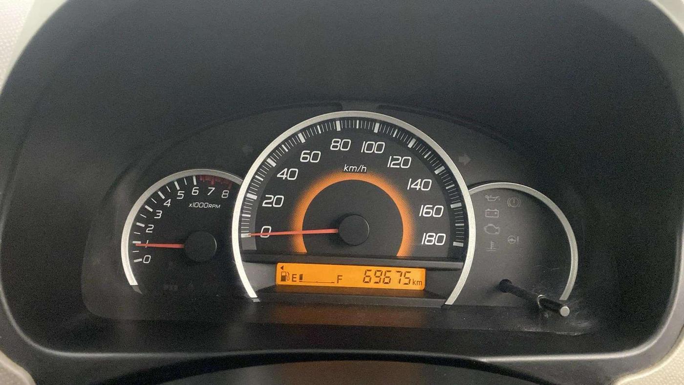 2013 Maruti Wagon R 1.0 VXI, Petrol, Manual, 69,704 km, Odometer Image
