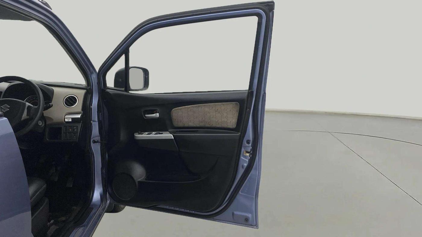2013 Maruti Wagon R 1.0 VXI, Petrol, Manual, 69,704 km, RHS Front Door