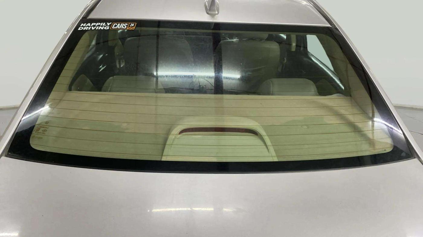 2015 Honda City 1.5L I-VTEC V MT, Petrol, Manual, 51,137 km, Rear Windshield