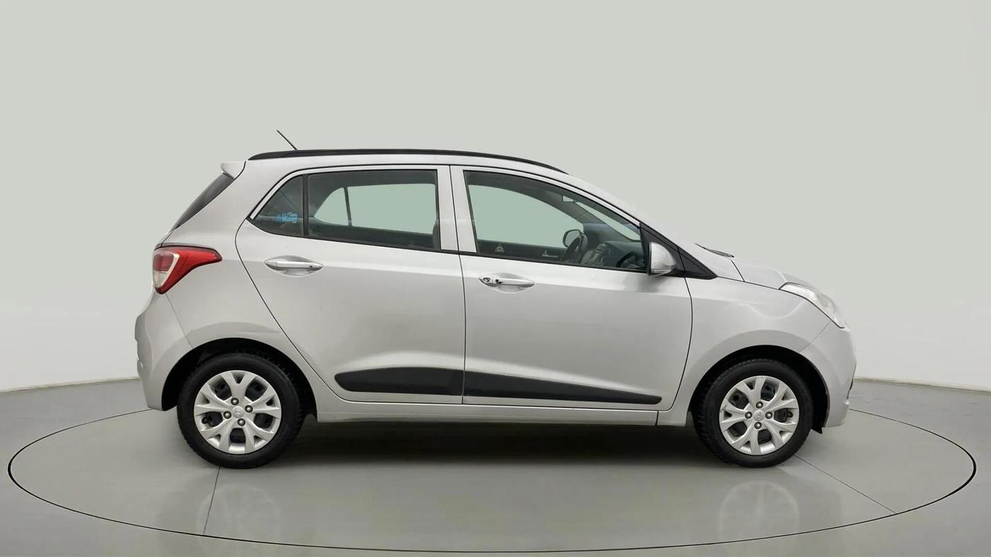 2014 Hyundai Grand i10 SPORTZ 1.2 KAPPA VTVT, Petrol, Manual, 59,003 km, Right Side View