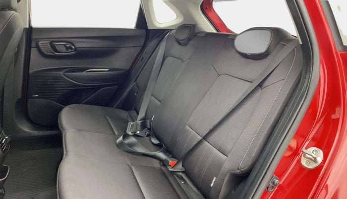 2021 Hyundai NEW I20 ASTA 1.2 MT, Petrol, Manual, 24,200 km, Right Side Rear Door Cabin