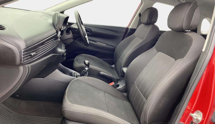 2021 Hyundai NEW I20 ASTA 1.2 MT, Petrol, Manual, 24,200 km, Right Side Front Door Cabin