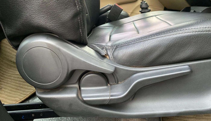 2019 Honda Amaze 1.2L I-VTEC S, Petrol, Manual, 31,680 km, Driver Side Adjustment Panel