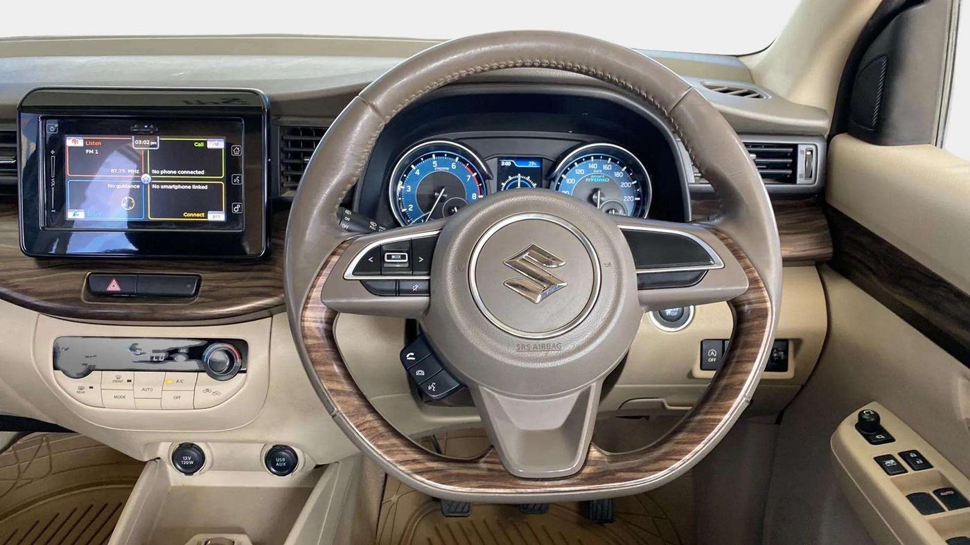 2019 Maruti Ertiga ZXI+ SHVS, Petrol, Manual, 51,391 km, Steering Wheel Close Up