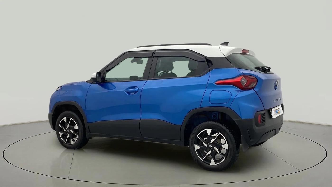 2024 Tata PUNCH Creative Dual Tone AMT Sunroof , Petrol, Automatic, 7,013 km, Left Back Diagonal