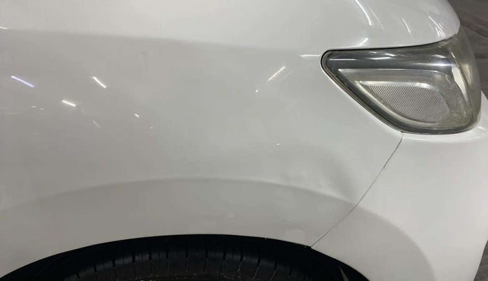 2015 Honda Jazz 1.5L I-DTEC SV, Diesel, Manual, 76,706 km, Right fender - Slightly dented