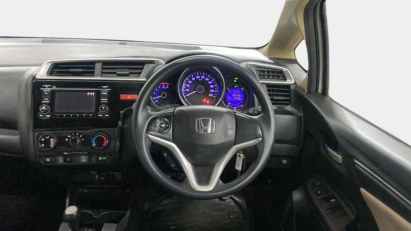 2015 Honda Jazz 1.5L I-DTEC SV, Diesel, Manual, 76,706 km, Steering Wheel Close Up