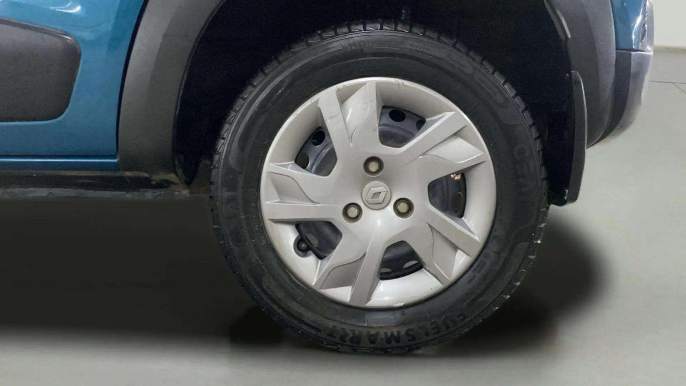 2021 Renault Kwid RXT 1.0 (O), Petrol, Manual, 22,374 km, Left Rear Wheel