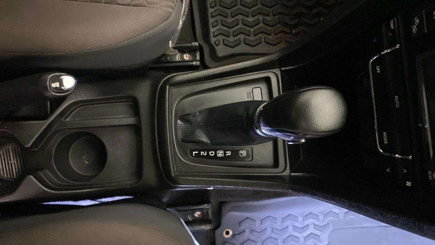 2022 Toyota URBAN CRUISER MID GRADE AT, Petrol, Automatic, 46,934 km, Gear Lever