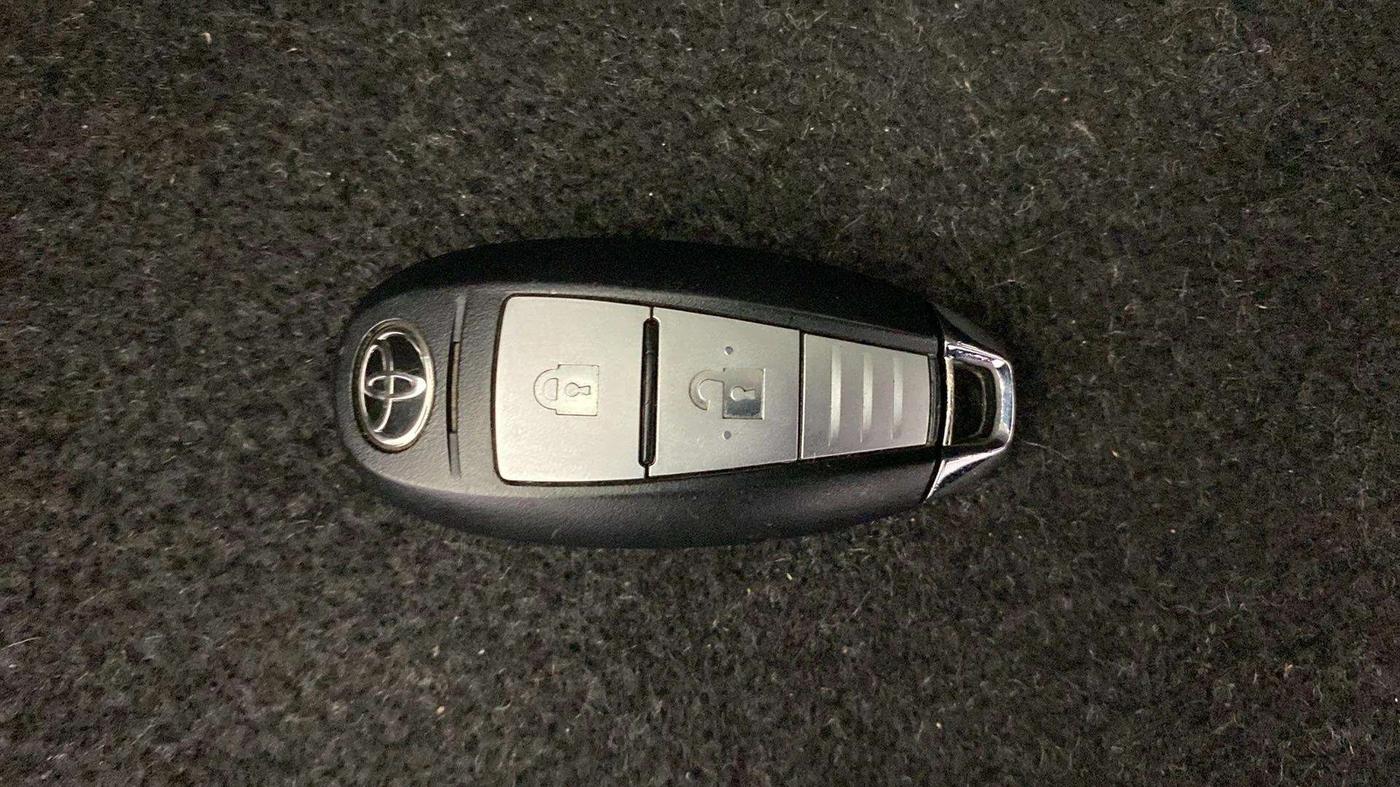 2022 Toyota URBAN CRUISER MID GRADE AT, Petrol, Automatic, 46,934 km, Key Close Up