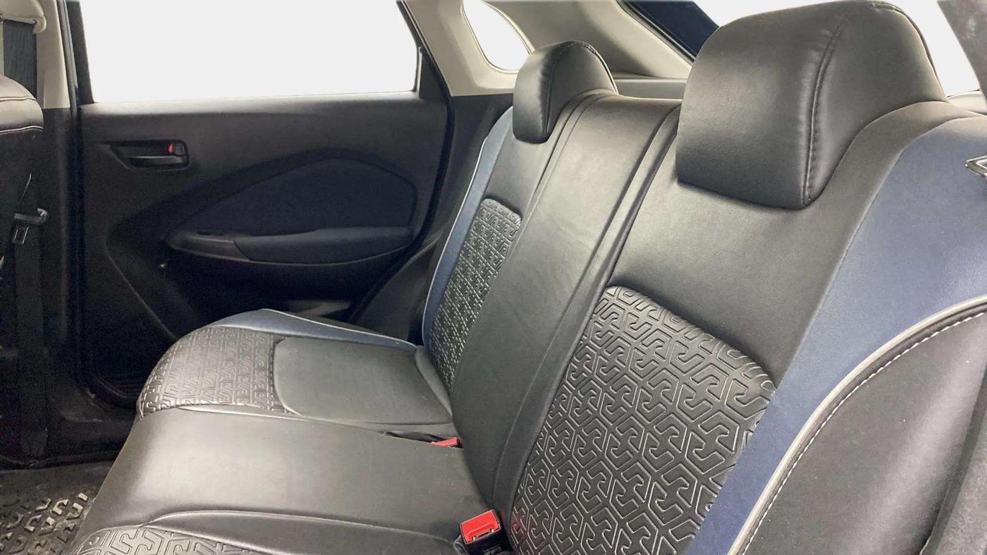 2022 Maruti Baleno DELTA PETROL 1.2, Petrol, Manual, 29,624 km, Right Side Rear Door Cabin