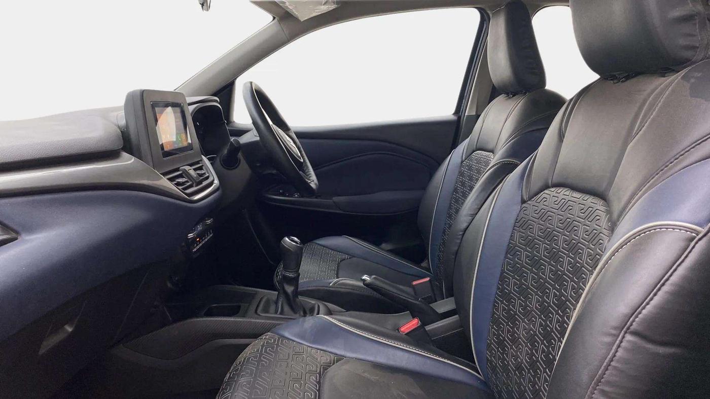 2022 Maruti Baleno DELTA PETROL 1.2, Petrol, Manual, 29,624 km, Right Side Front Door Cabin