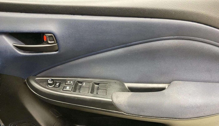 2022 Maruti Baleno DELTA PETROL 1.2, Petrol, Manual, 29,624 km, Driver Side Door Panels Control