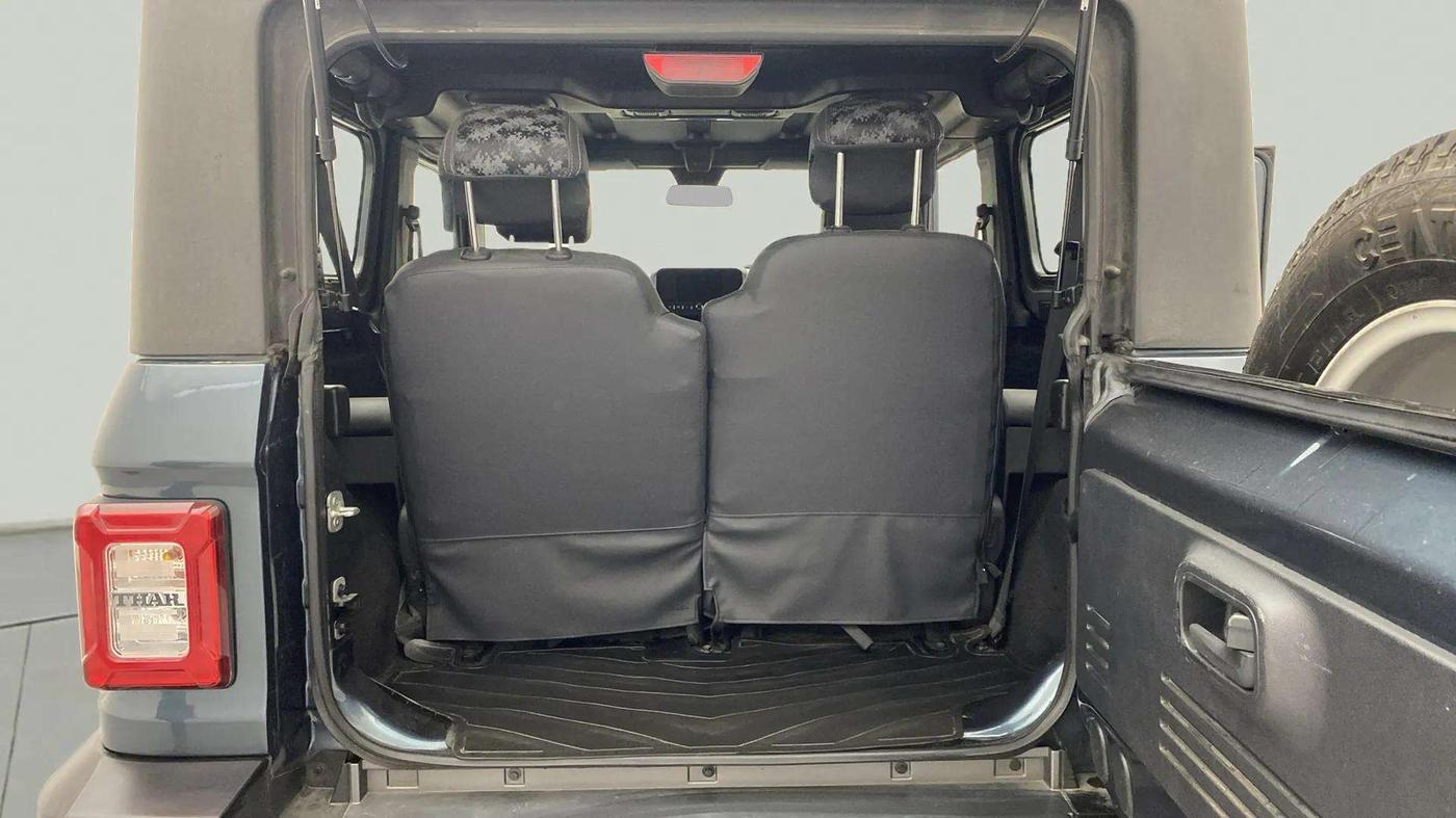 2021 Mahindra Thar LX HT PETROL 4WD MT, Petrol, Manual, 32,047 km, Boot Open Zoomed View