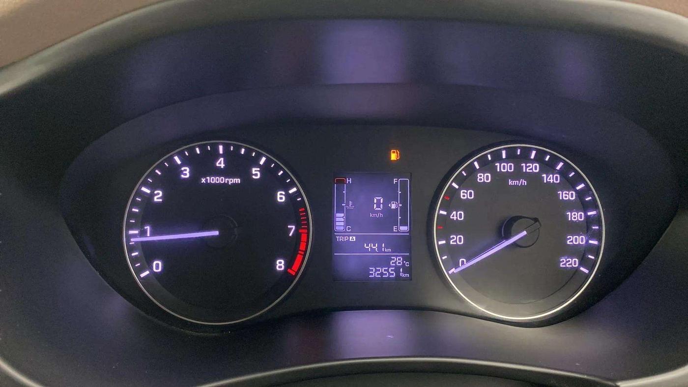 2017 Hyundai Elite i20 SPORTZ 1.2, Petrol, Manual, 32,906 km, Odometer Image