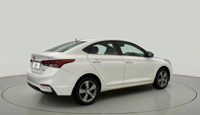 2018 Hyundai Verna 1.6 VTVT SX, Petrol, Manual, 67,411 km, Right Back Diagonal