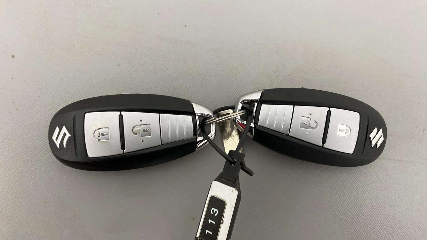 2018 Maruti Baleno ZETA PETROL 1.2, Petrol, Manual, 87,756 km, Key Close Up