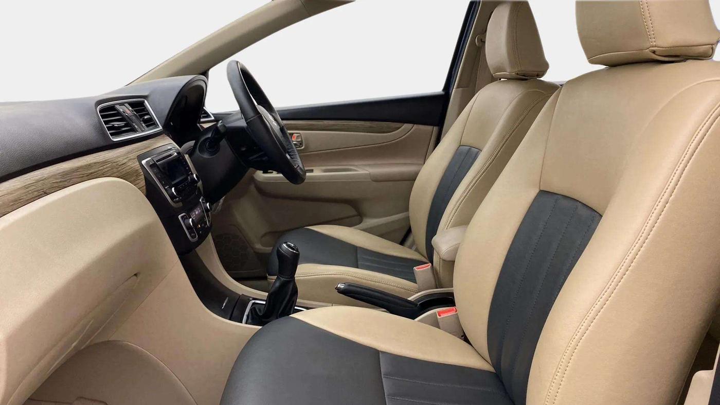 2020 Maruti Ciaz DELTA 1.5 SHVS MT PETROL, Petrol, Manual, 12,796 km, Right Side Front Door Cabin