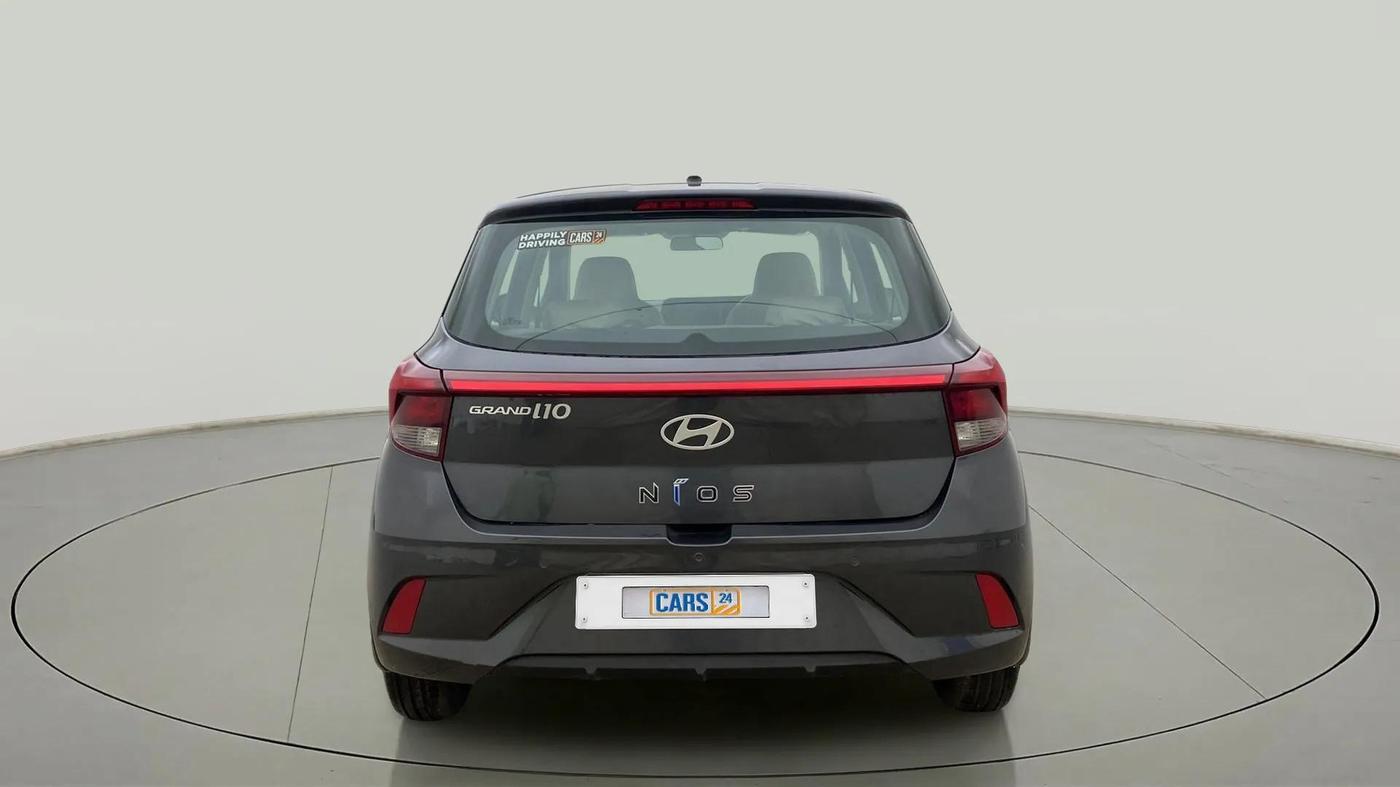 2024 Hyundai GRAND I10 NIOS ERA 1.2 KAPPA VTVT, Petrol, Manual, 10,768 km, Back/Rear