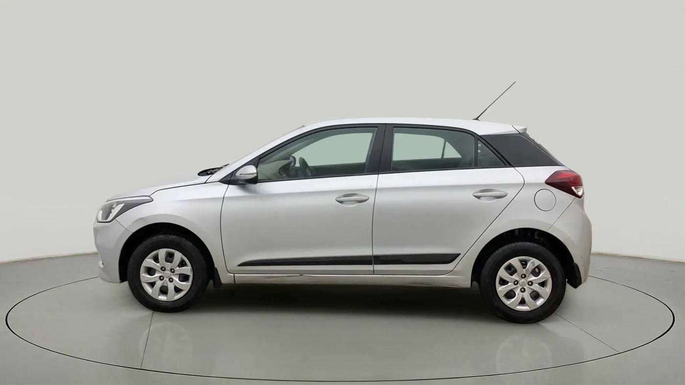 2015 Hyundai Elite i20 SPORTZ 1.2, Petrol, Manual, 77,234 km, Left Side