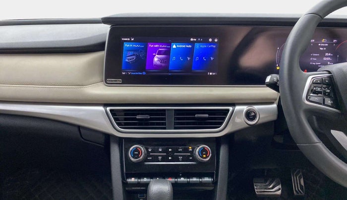 2022 Mahindra XUV700 AX 7 LUXURY D AT 7 STR, Diesel, Automatic, 56,278 km, Air Conditioner