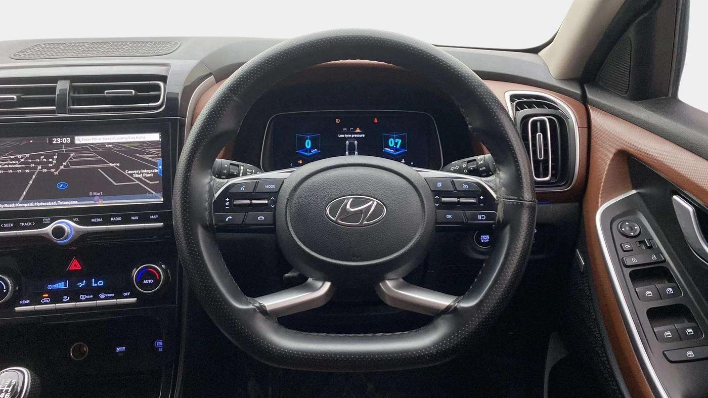 2022 Hyundai ALCAZAR 2.0 SIGNATURE MT 6STR, Petrol, Manual, 37,424 km, Steering Wheel Close Up