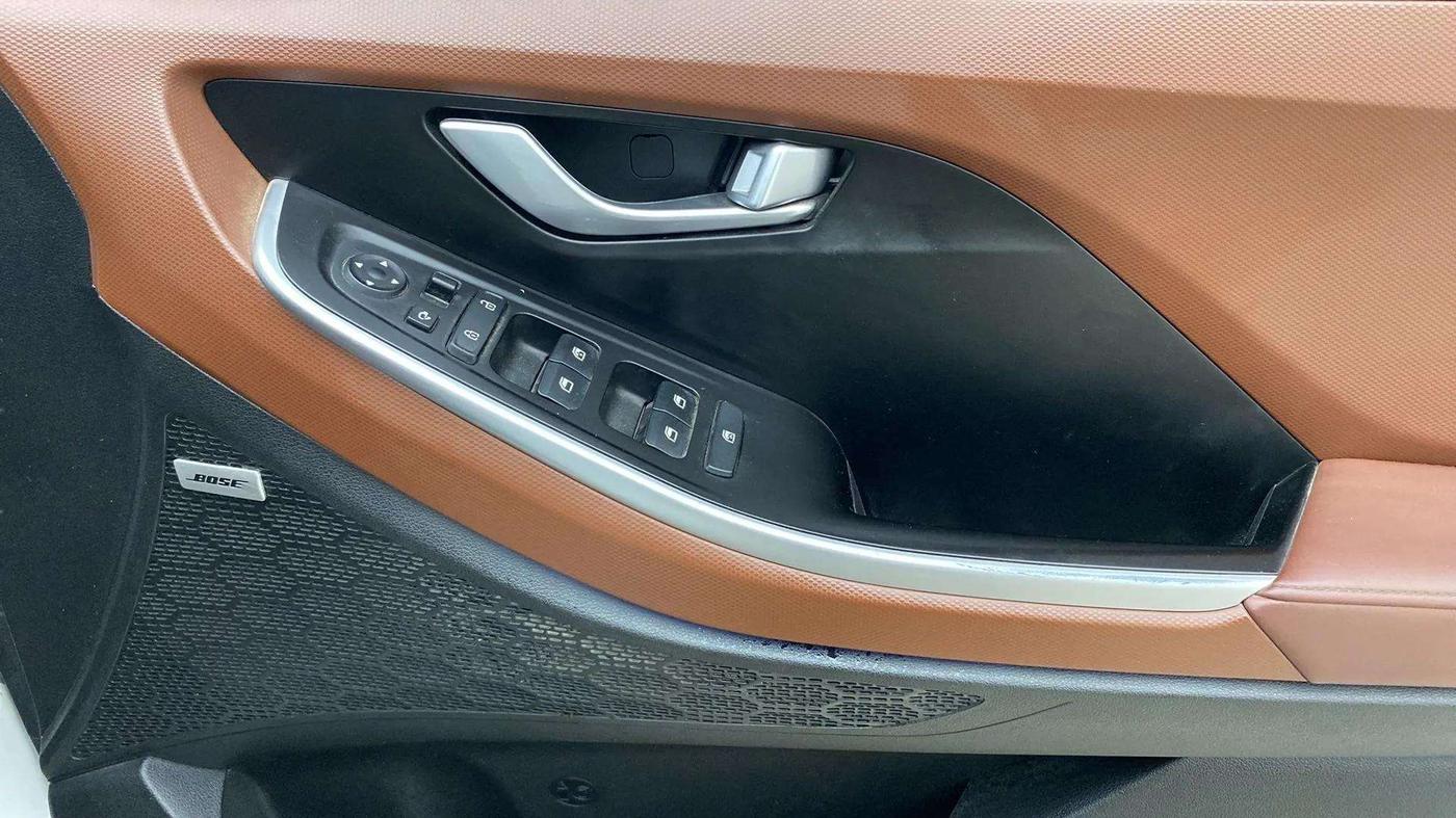 2022 Hyundai ALCAZAR 2.0 SIGNATURE MT 6STR, Petrol, Manual, 37,424 km, Driver Side Door Panels Control