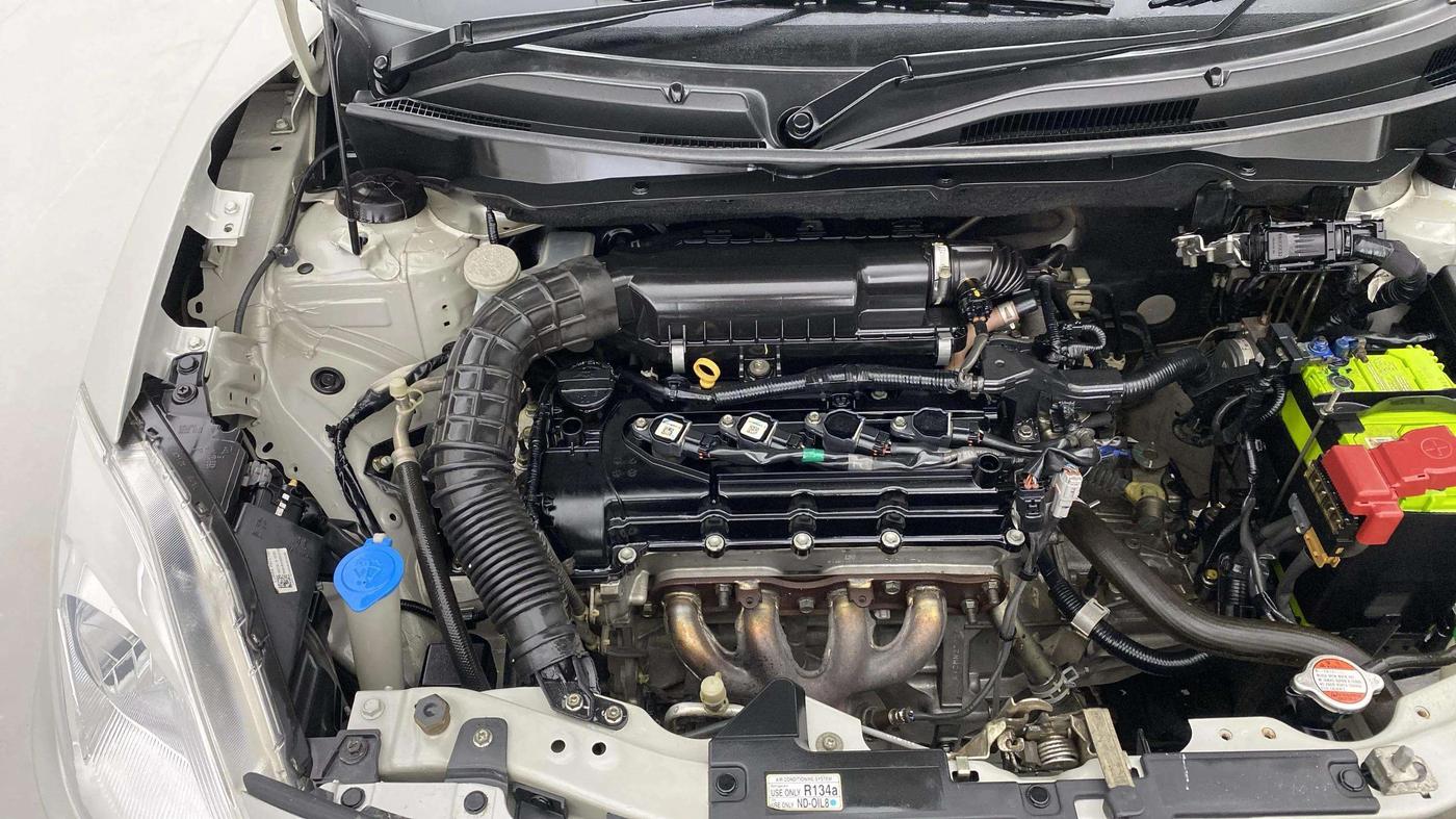 2019 Maruti Dzire VXI, Petrol, Manual, 54,653 km, Engine View - Right