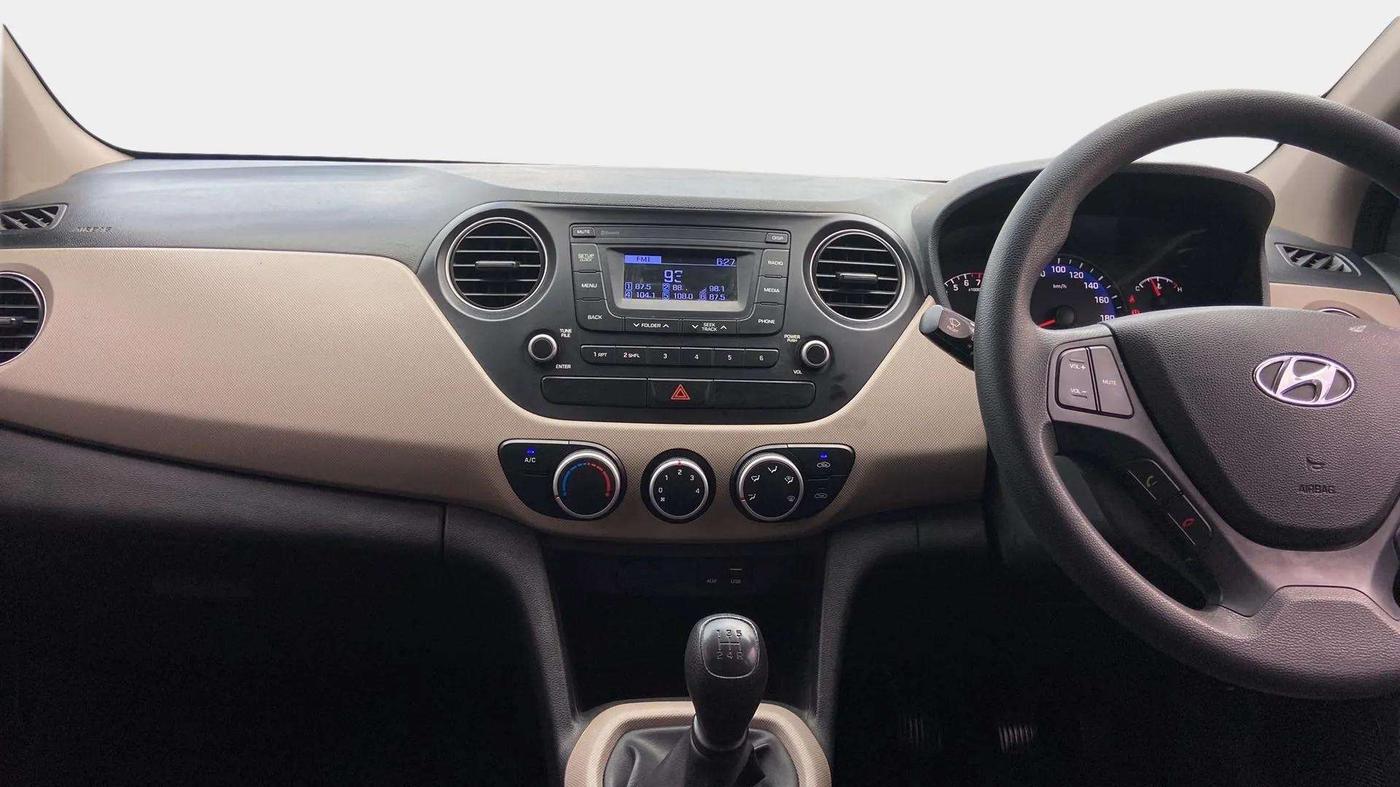 2018 Hyundai Xcent E+, Petrol, Manual, 31,485 km, Air Conditioner