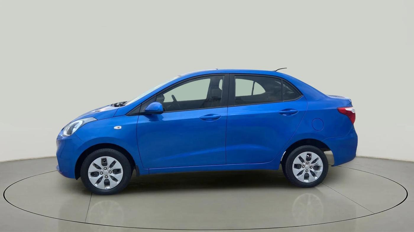 2018 Hyundai Xcent E+, Petrol, Manual, 31,485 km, Left Side