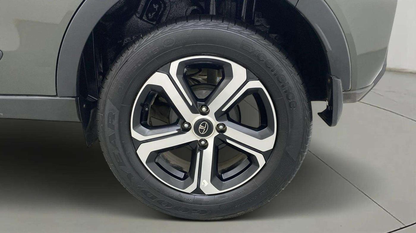 2022 Tata NEXON XZ PLUS PETROL, Petrol, Manual, 17,378 km, Left Front Wheel