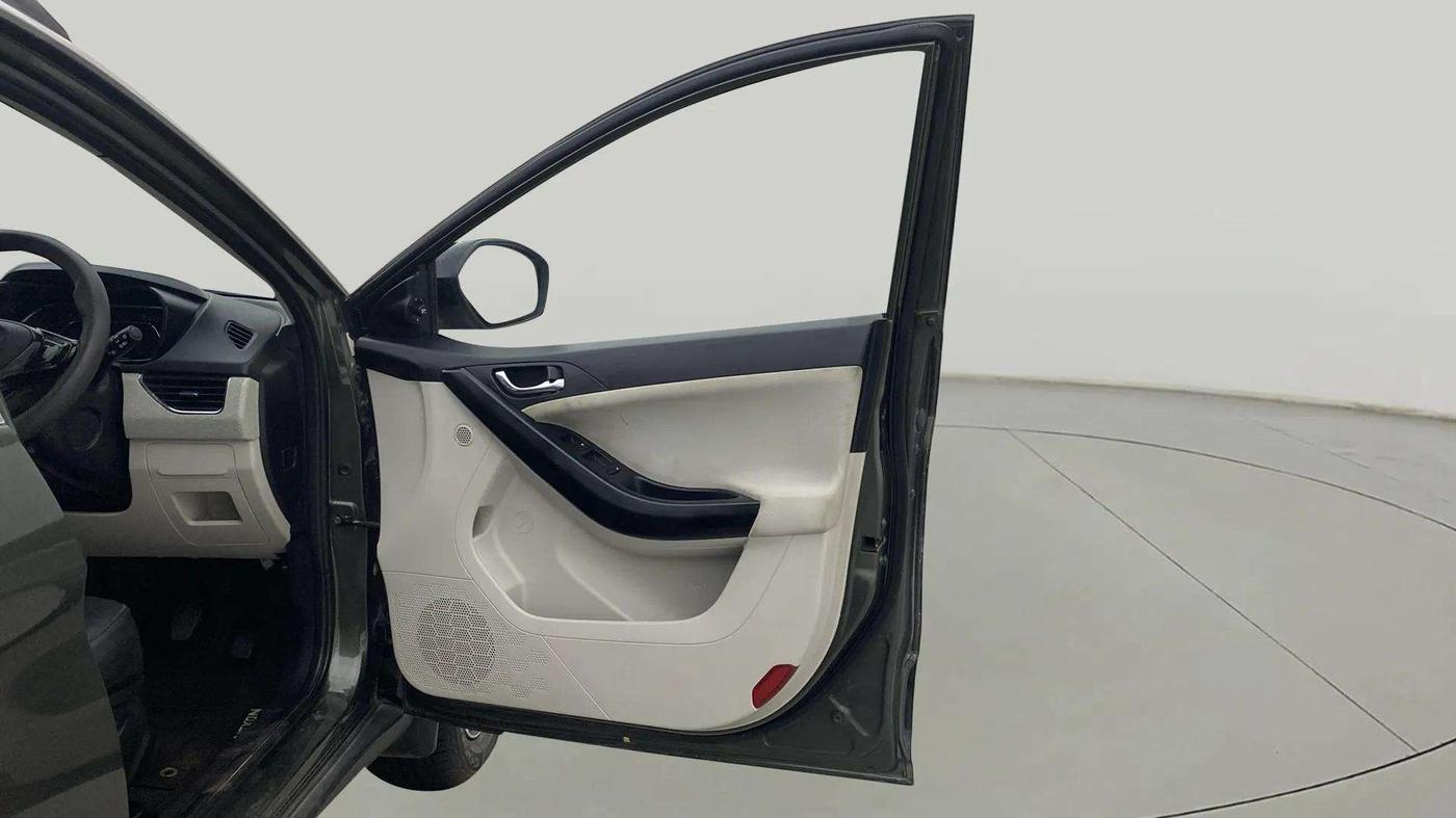 2022 Tata NEXON XZ PLUS PETROL, Petrol, Manual, 17,378 km, RHS Front Door