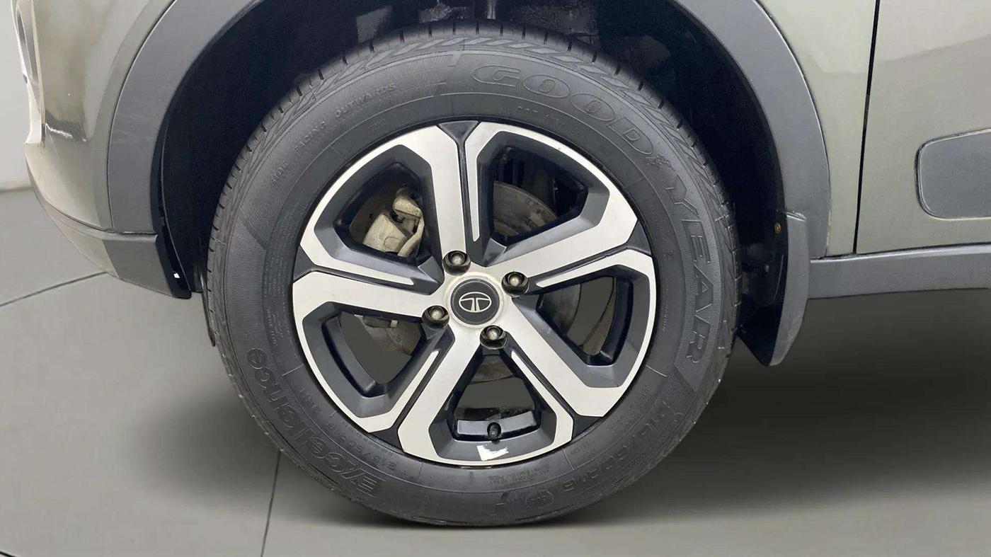 2022 Tata NEXON XZ PLUS PETROL, Petrol, Manual, 17,378 km, Left Rear Wheel