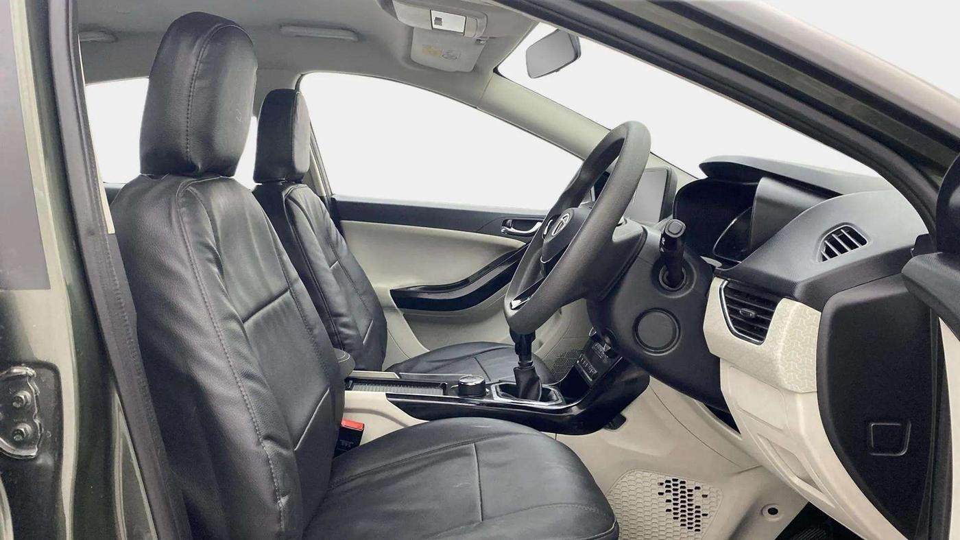 2022 Tata NEXON XZ PLUS PETROL, Petrol, Manual, 17,378 km, Right Side Front Door Cabin
