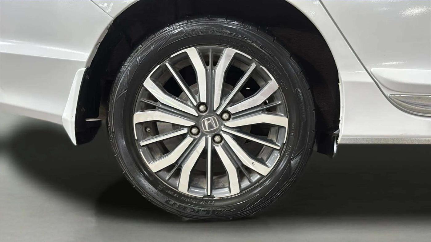 2018 Honda City 1.5L I-VTEC ZX CVT, Petrol, Automatic, 26,485 km, Right Rear Wheel
