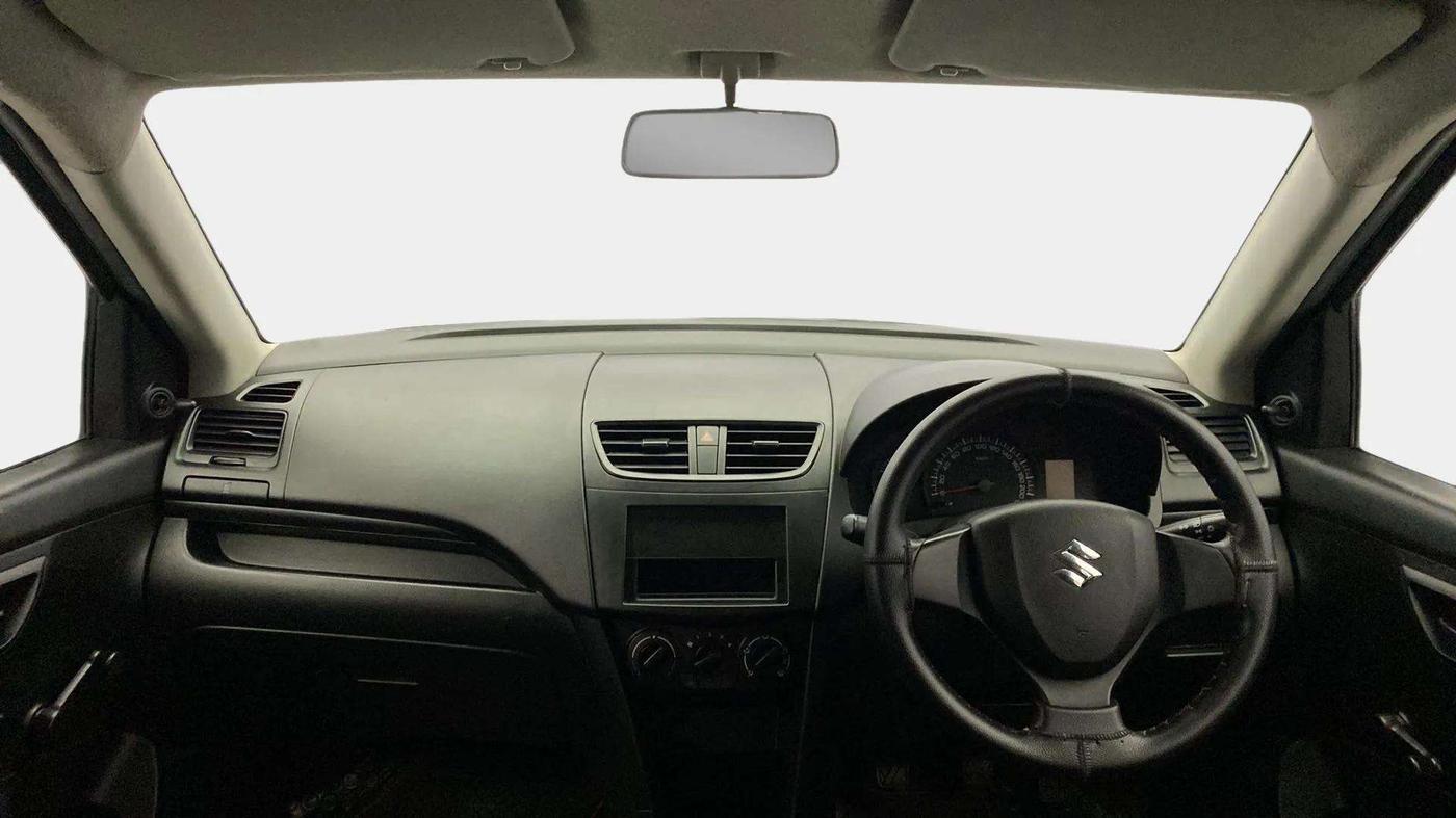 2013 Maruti Swift LXI, Petrol, Manual, 49,536 km, Dashboard