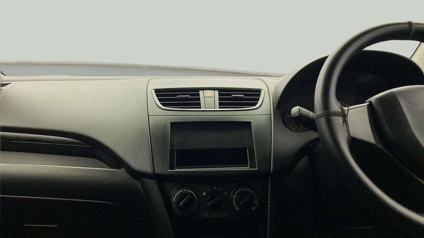 2013 Maruti Swift LXI, Petrol, Manual, 49,536 km, Air Conditioner