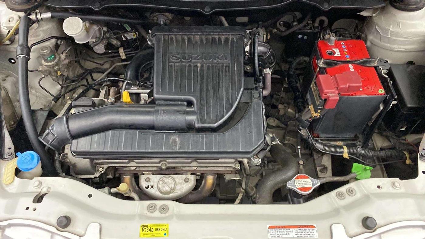 2013 Maruti Swift LXI, Petrol, Manual, 49,536 km, Open Bonet
