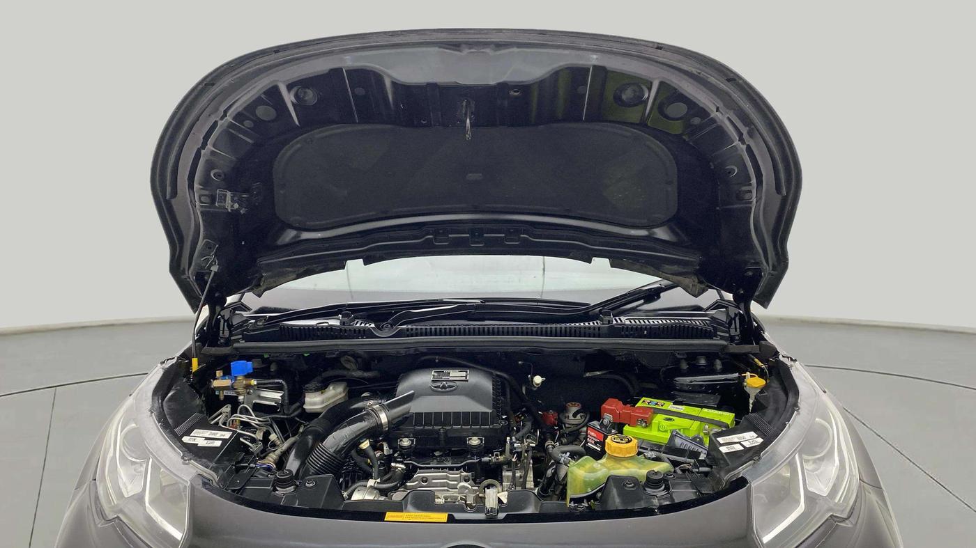 2022 Tata NEXON XZ PLUS (HS) PETROL DARK EDITION, CNG, Manual, 87,496 km, Open Bonet