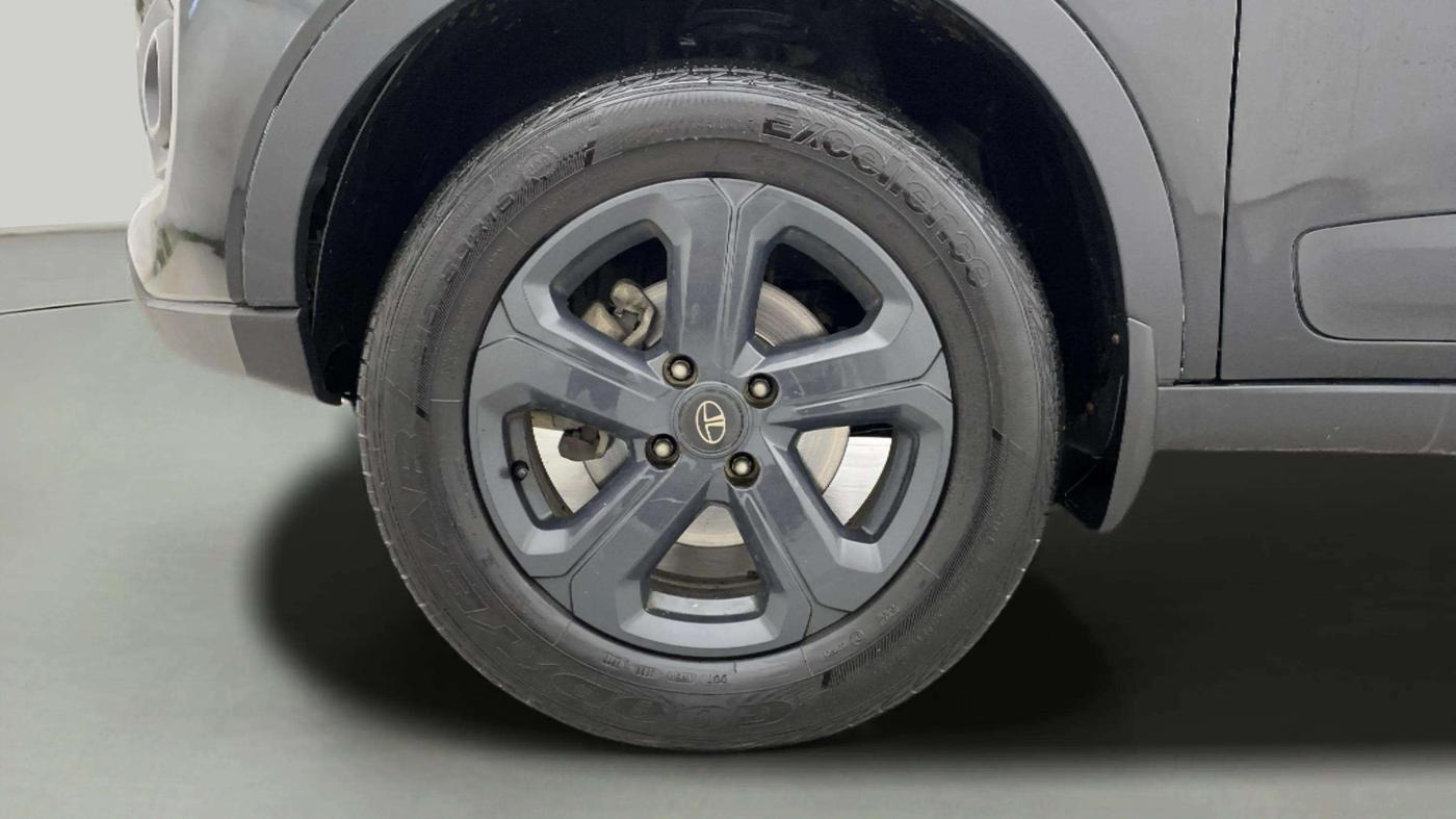 2022 Tata NEXON XZ PLUS (HS) PETROL DARK EDITION, CNG, Manual, 87,496 km, Left Front Wheel