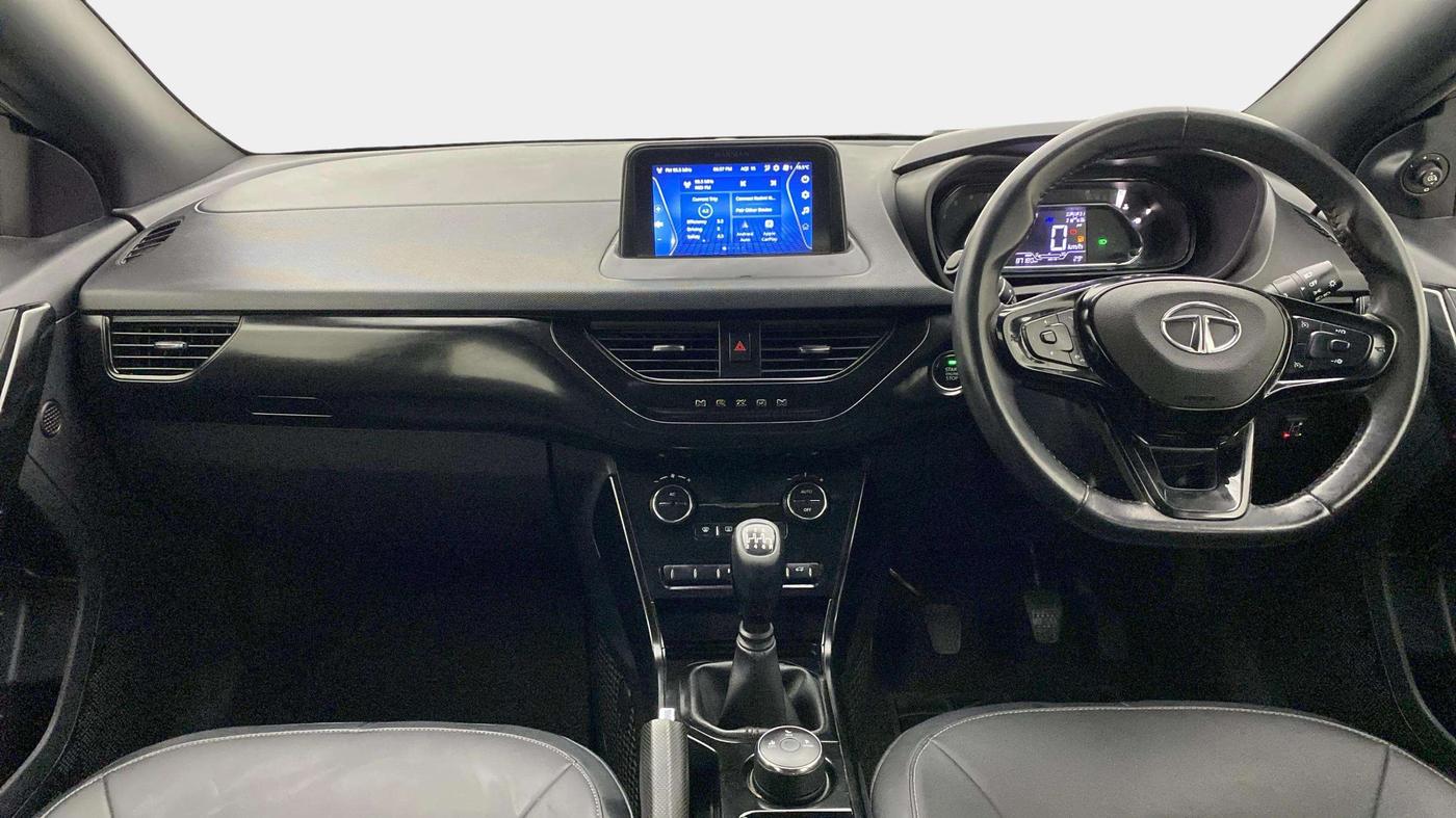 2022 Tata NEXON XZ PLUS (HS) PETROL DARK EDITION, CNG, Manual, 87,496 km, Dashboard