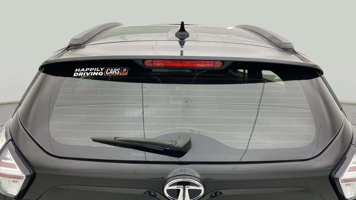 2022 Tata NEXON XZ PLUS (HS) PETROL DARK EDITION, CNG, Manual, 87,496 km, Rear Windshield